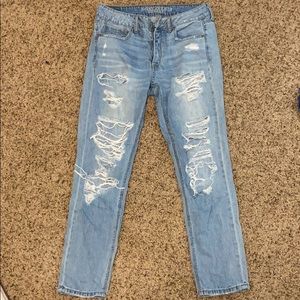 American Eagle ripped mom jeans Sz. 6